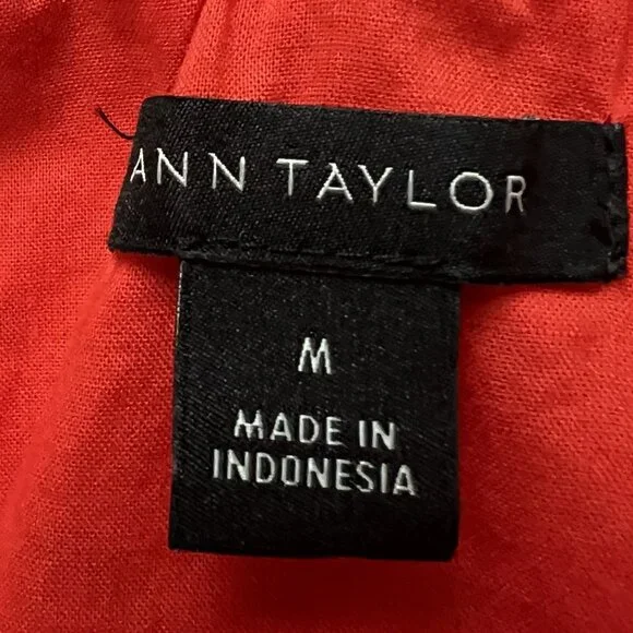 Ann Taylor Women’s Red Ruffle Scoop Neck Eyelet Size Medium Ruffle Casual - Picture 4 of 7